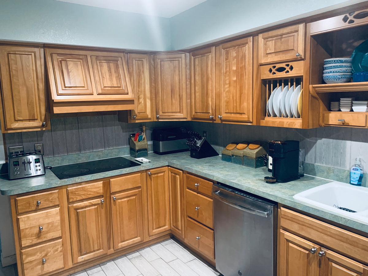 How to Clean Wood in the Kitchen BreezMate